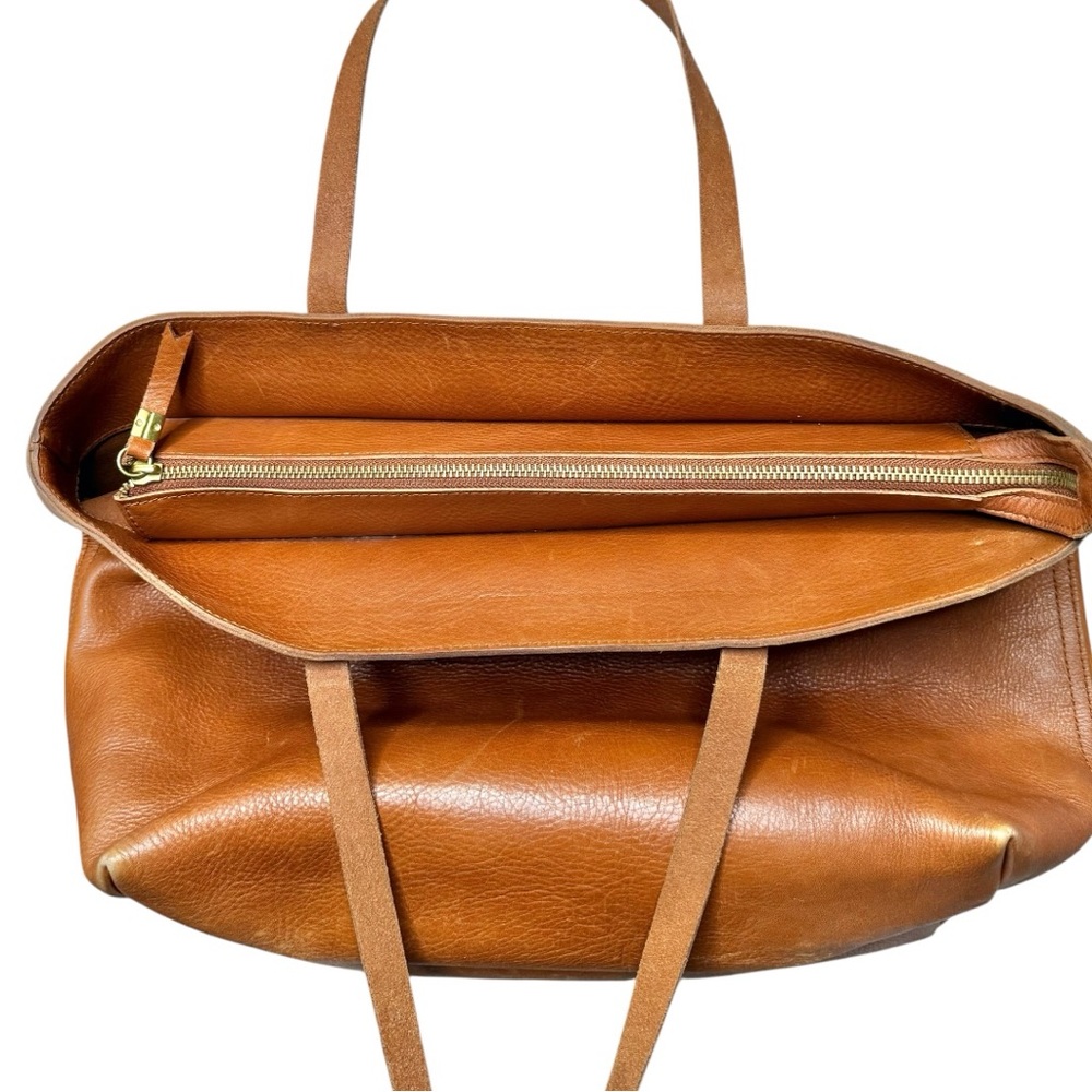 Madewell Transport Tote – English Saddle Brown – Zippered Version - Picture 5 of 8